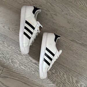 adidas Superstar J White Sneakers with Classic Black Stripes